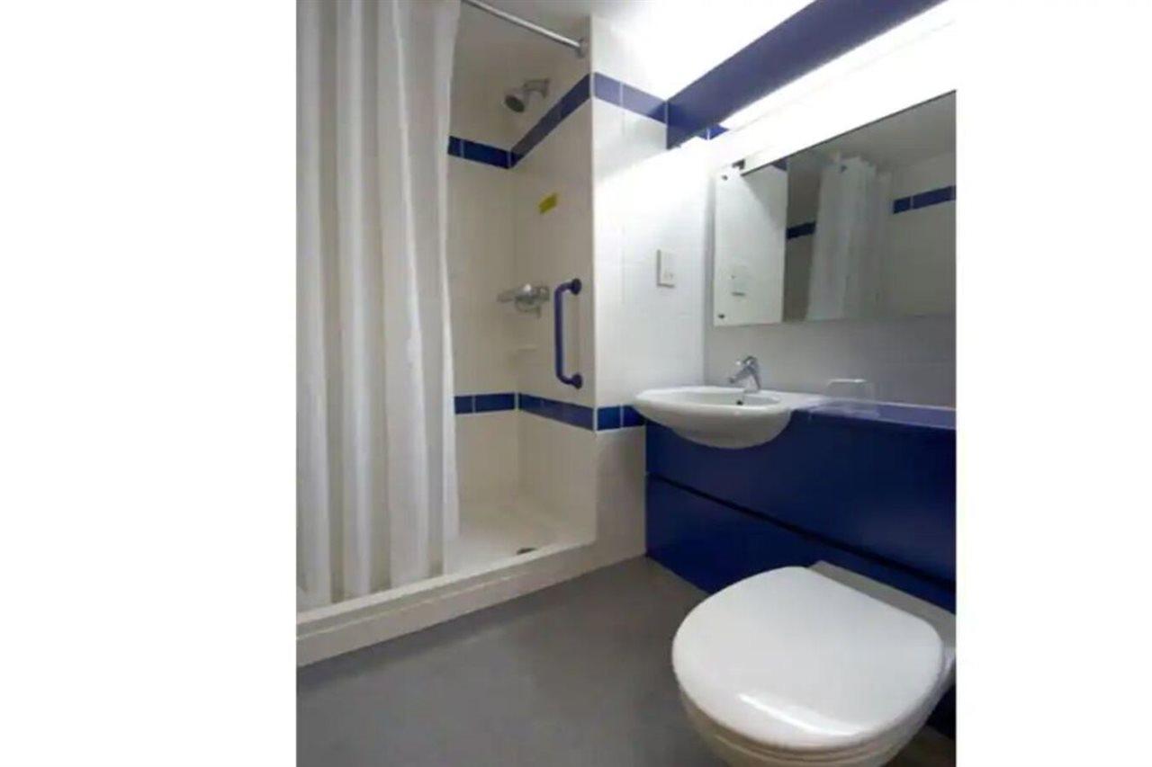 Travelodge Newbury Tot Hill Highclere Eksteriør bilde