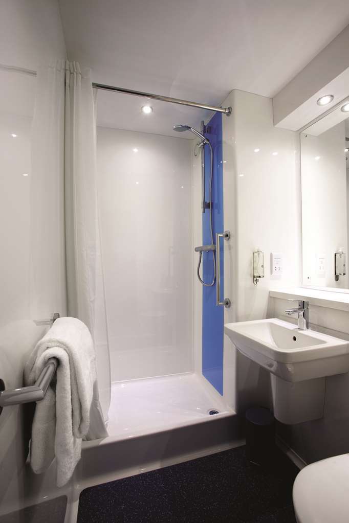 Travelodge Newbury Tot Hill Highclere Rom bilde