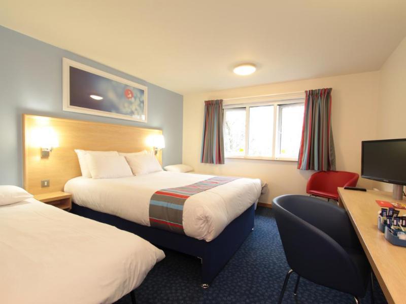 Travelodge Newbury Tot Hill Highclere Eksteriør bilde