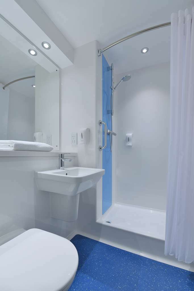 Travelodge Newbury Tot Hill Highclere Rom bilde